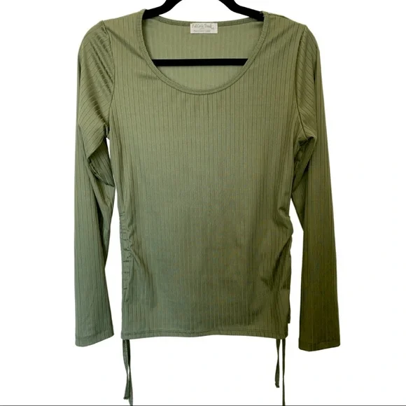 Full Circle | Green Long Sleeve Ribbed Top w/ Adjustable Tie Sides | Size L - Picture 2 of 3